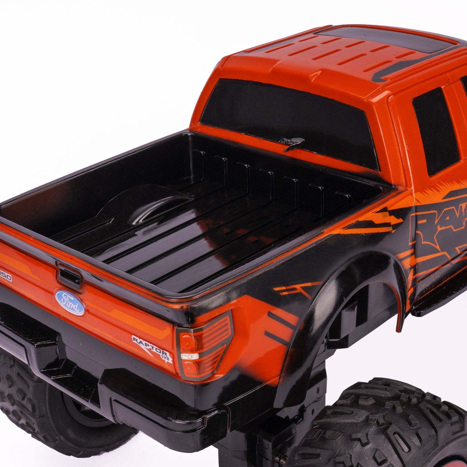 Ford F-150 SVT Raptor RC Truck [1:14] – World Tech Toys