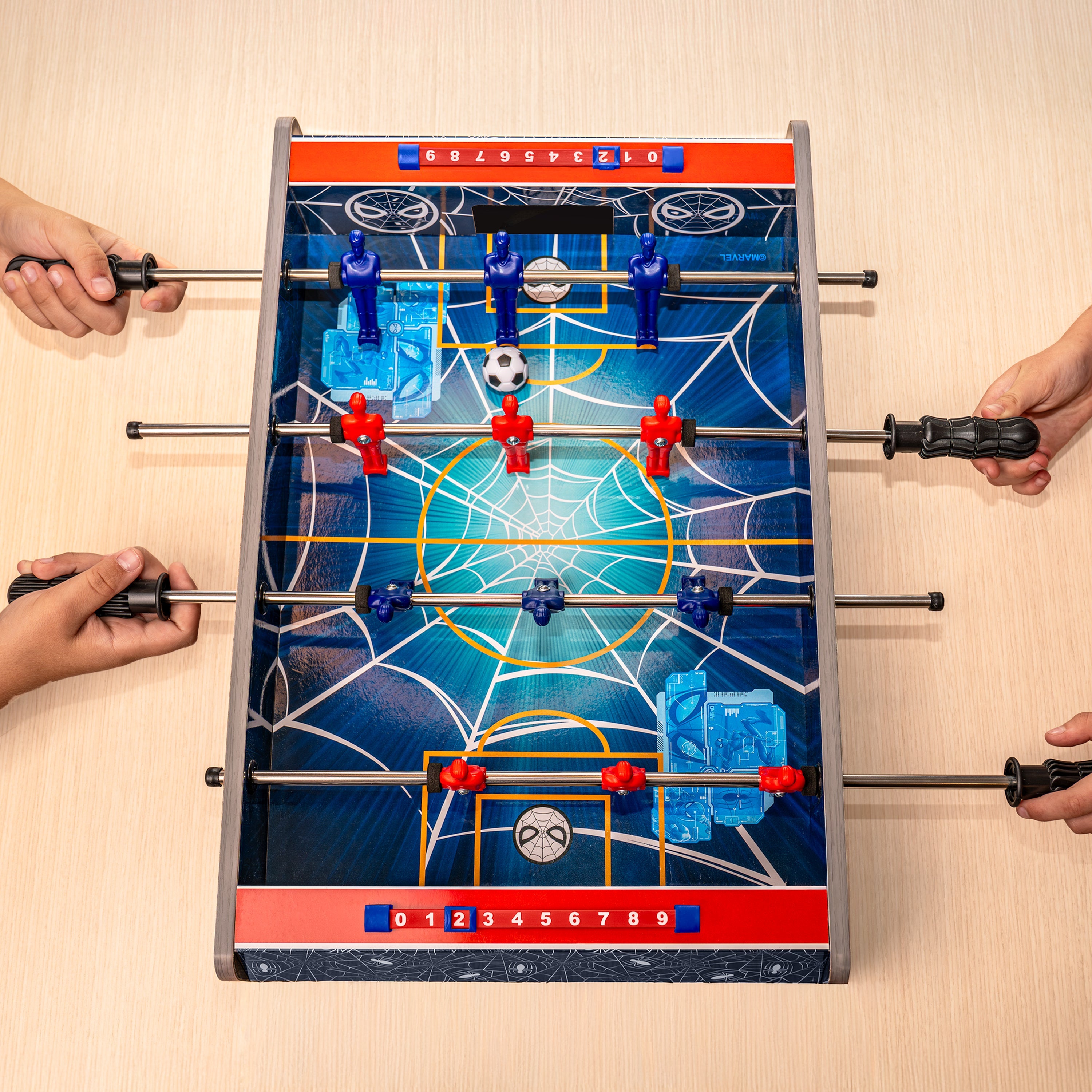 Juego de futbolín de madera de sobremesa Spider-Man