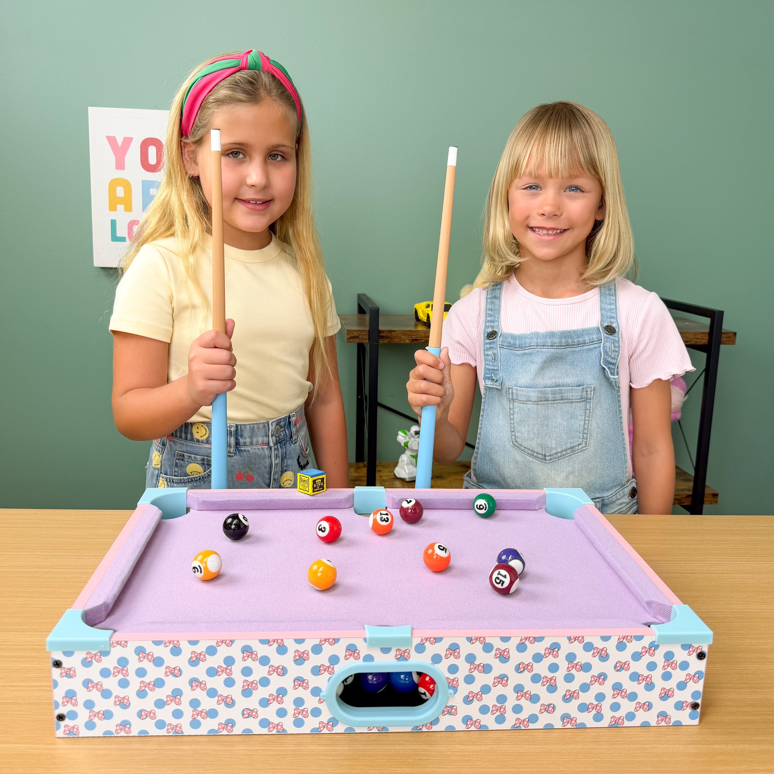 Minnie Mouse Tabletop Pool Table