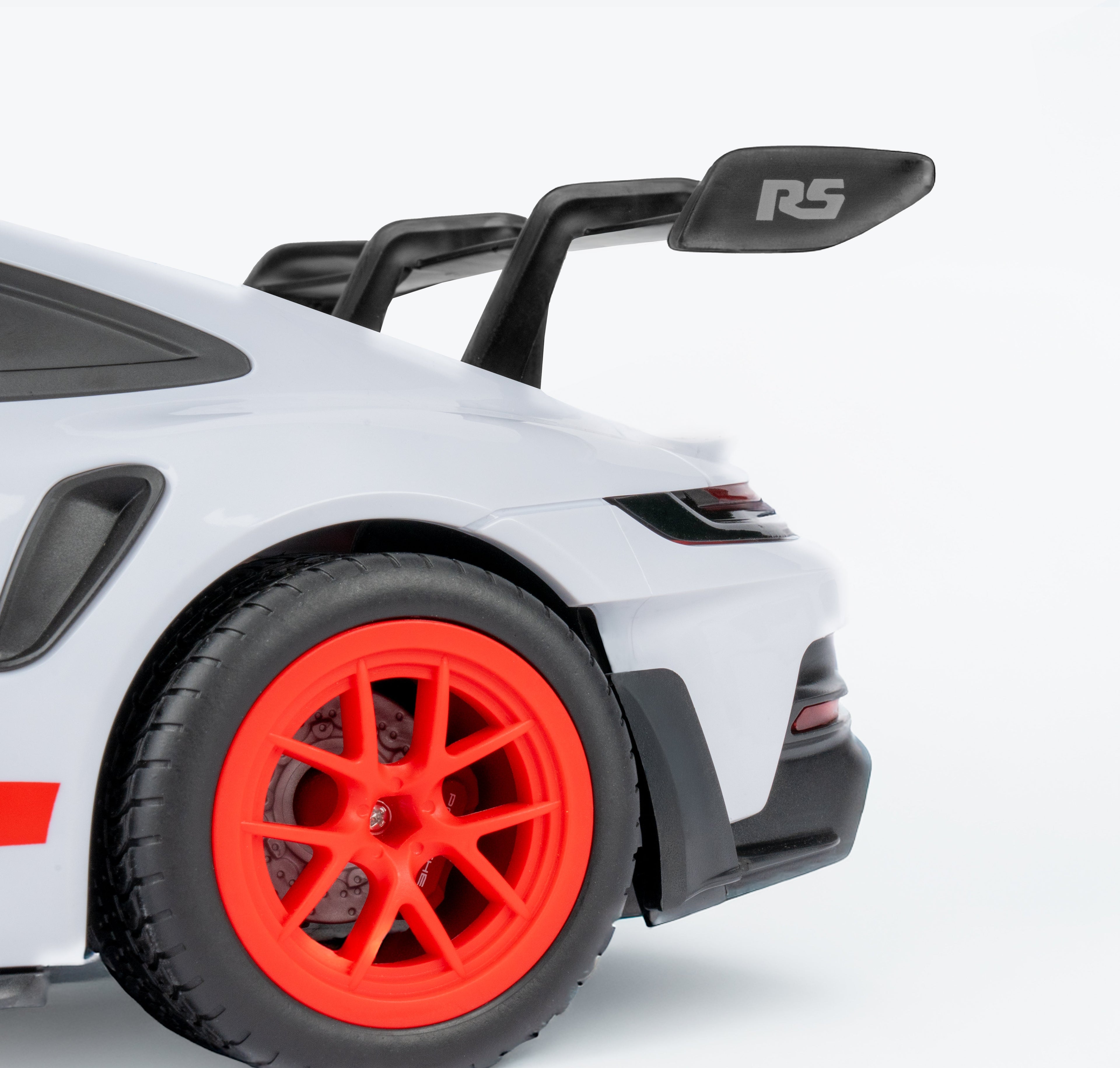 1:10 Porsche GT3 RS 2.4Ghz RC Car with Rechargeable Battery